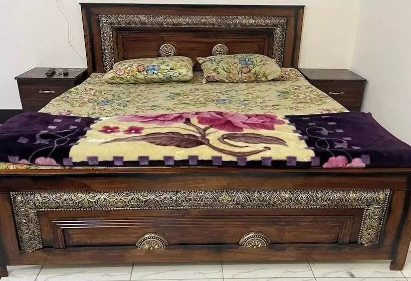 Red Rose Hotel Balakot