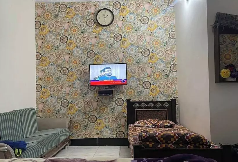 Red Rose Hotel Balakot