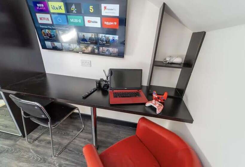 레지던스 Stunning Studio By Queen Elizabeth Hospital