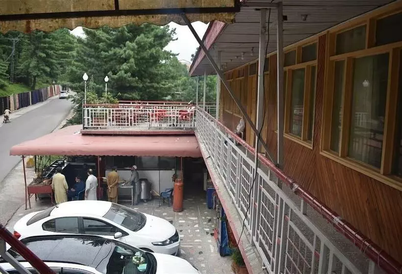 Shaheen Hotel And Restaurant