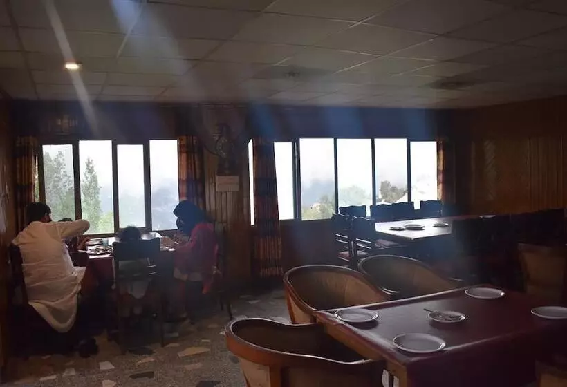 Shaheen Hotel And Restaurant