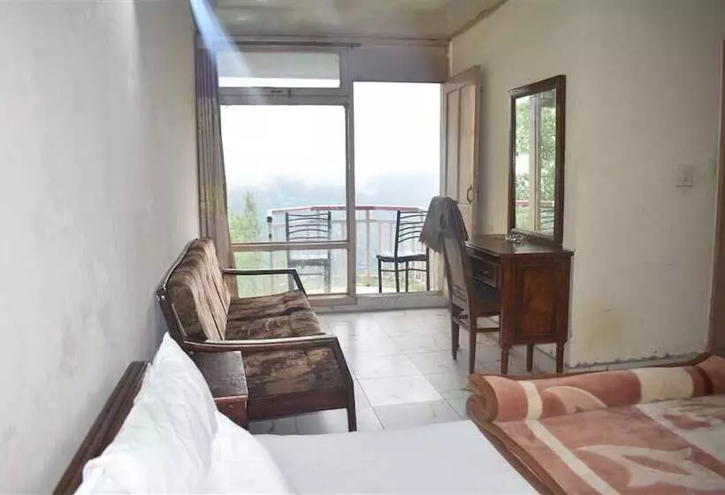 Shaheen Hotel And Restaurant