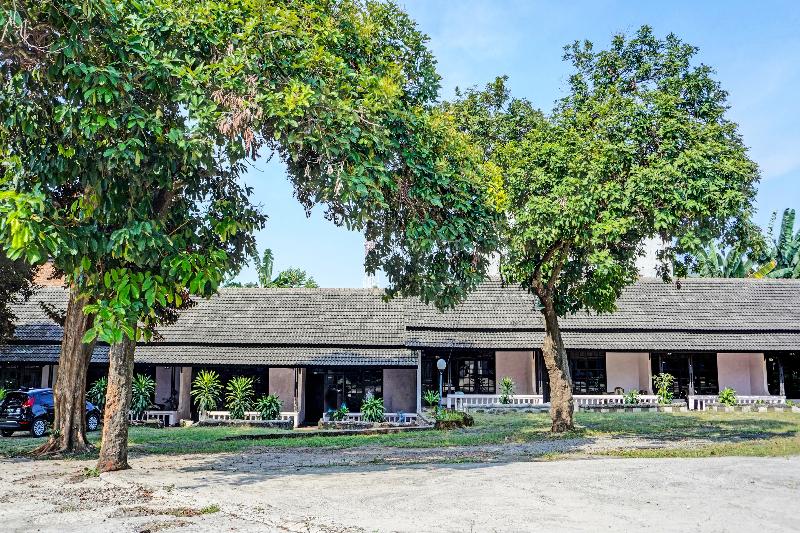 Spot On 91798 Hotel Grand Mutiara