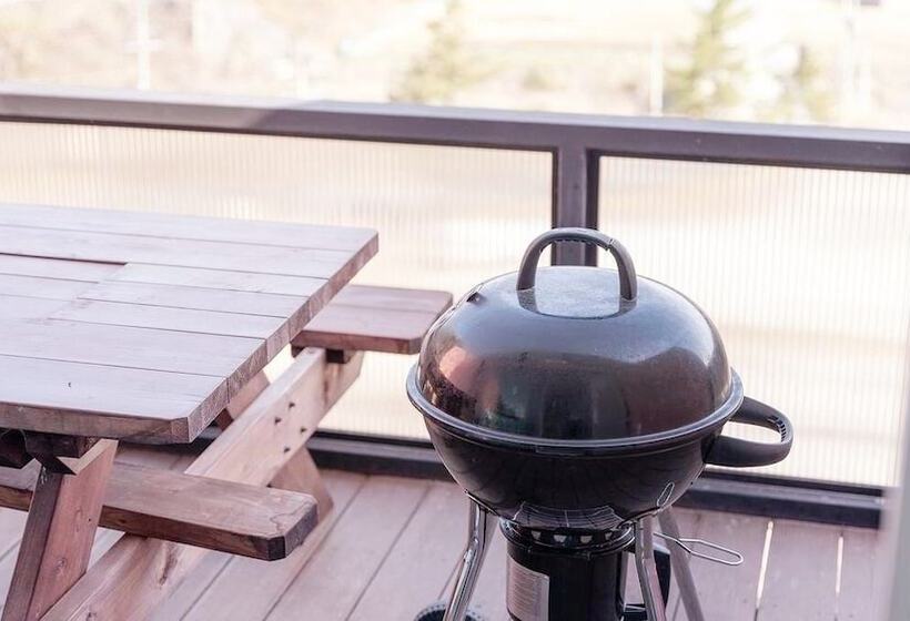 Yangyang In Memory Pension