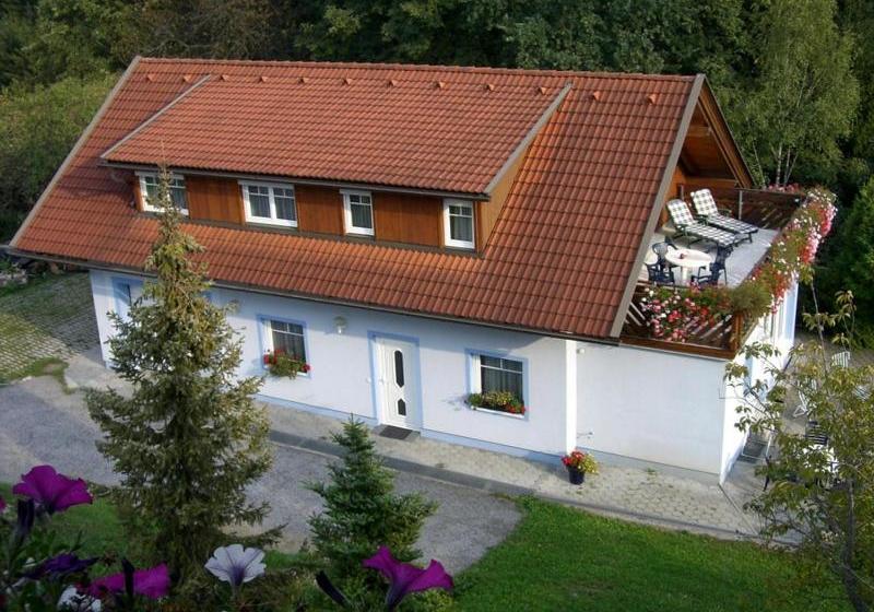 בית מלון כפרי Appartementhaus Drobollach