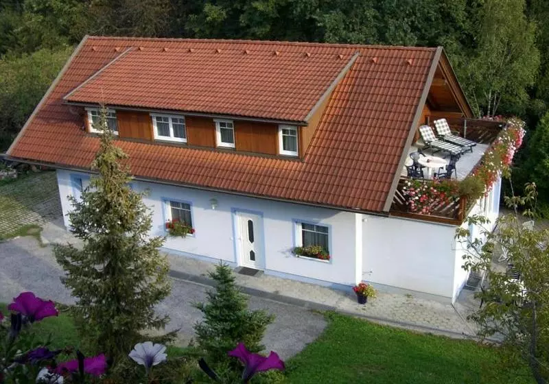 ホテル Appartementhaus Drobollach