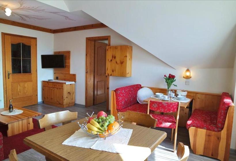 בית מלון כפרי Appartementhaus Drobollach