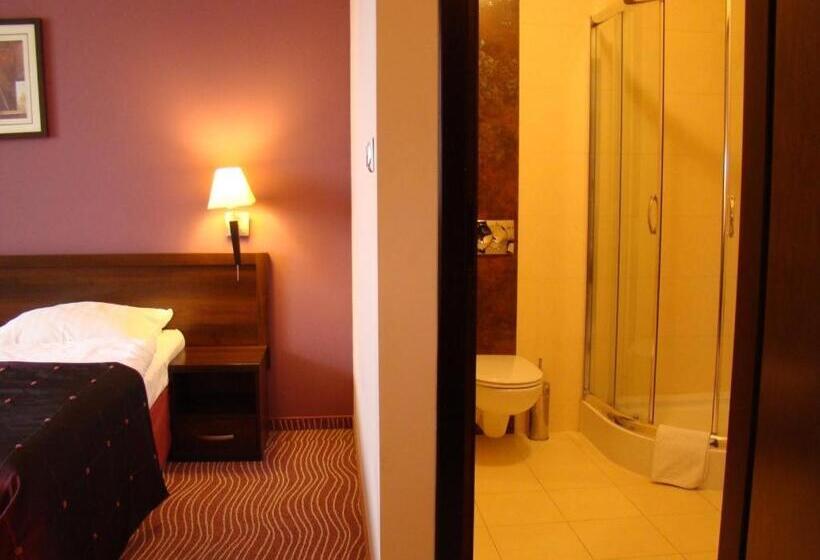 فندق Azalia & Spa