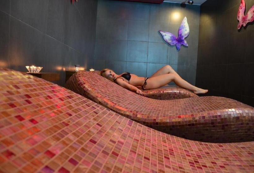 فندق Azalia & Spa