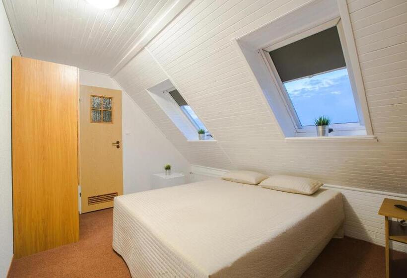 호텔 Dom Wczasowy Kormoran Niechorze 300m Od Plaży