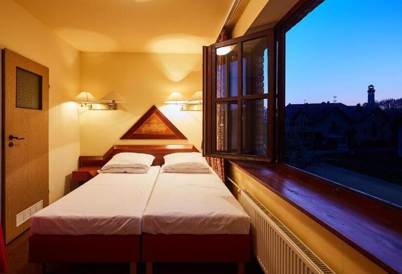 호텔 Dom Wczasowy Kormoran Niechorze 300m Od Plaży