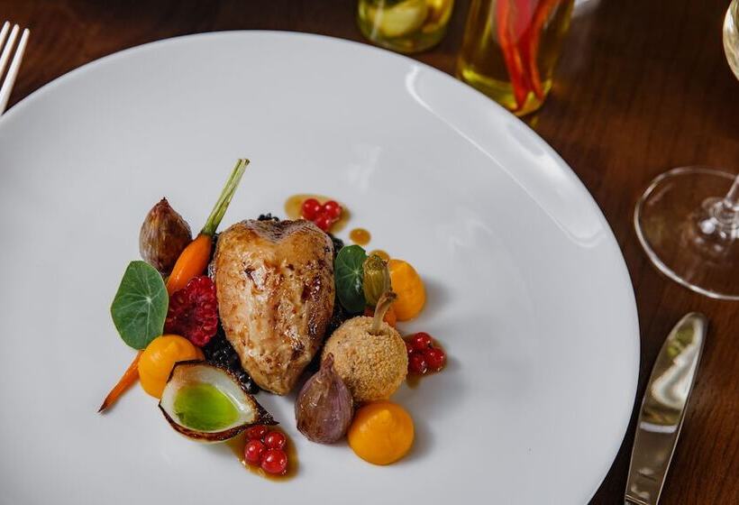 בית מלון כפרי Dwor Choiny