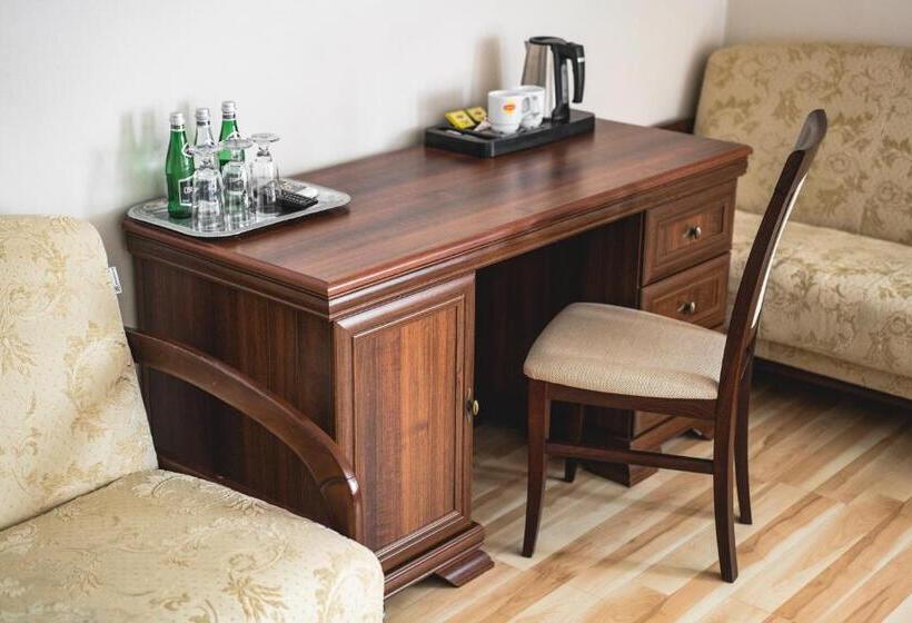 酒店 Dworek Helena