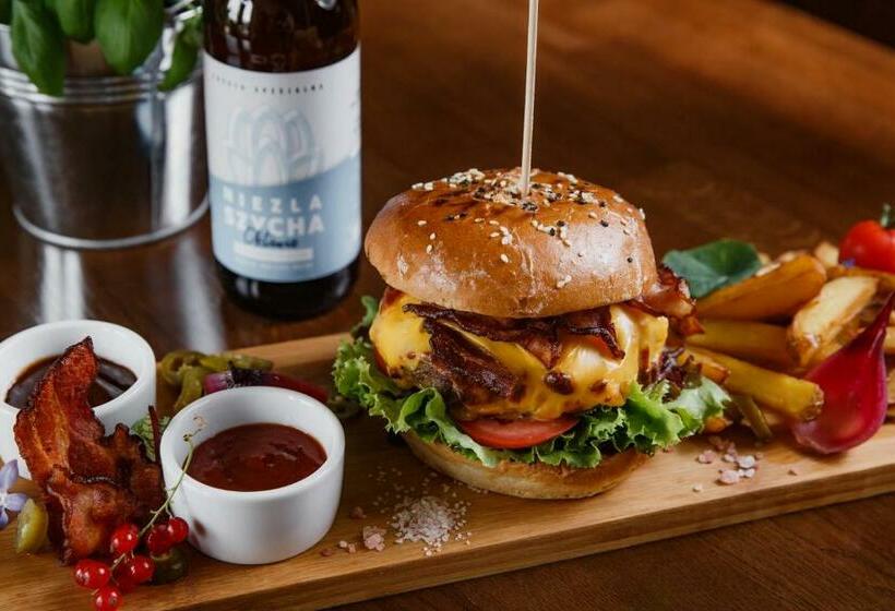 בית מלון כפרי Dwor Choiny