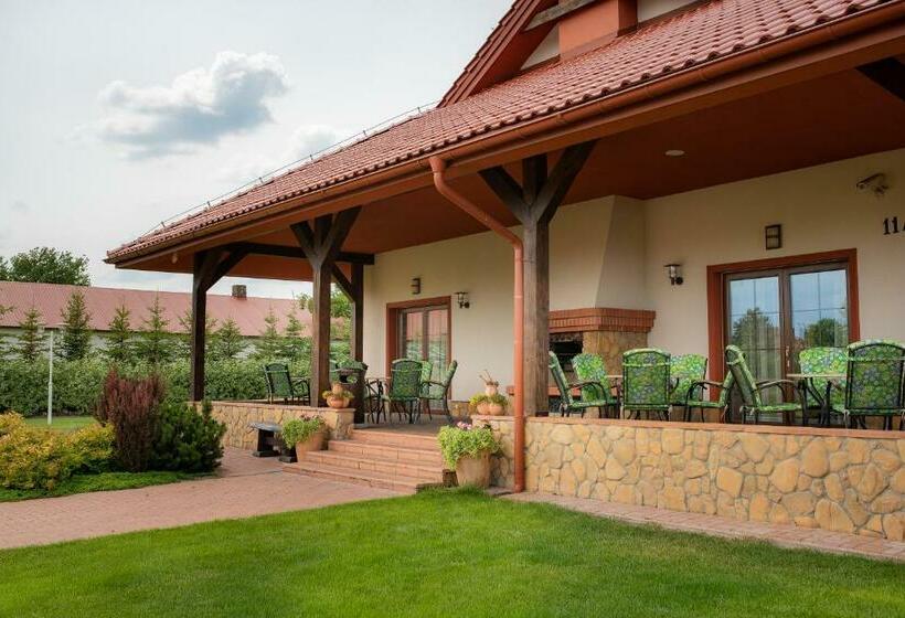 בית מלון כפרי Dwor Choiny