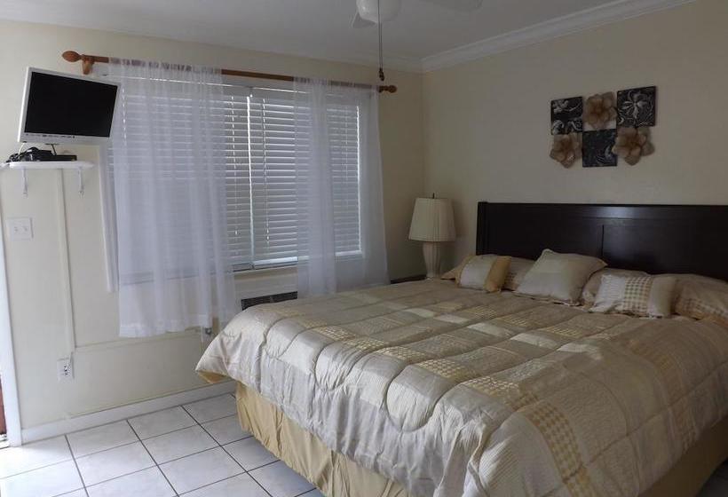 فندق Eamon James Apartments & Suites