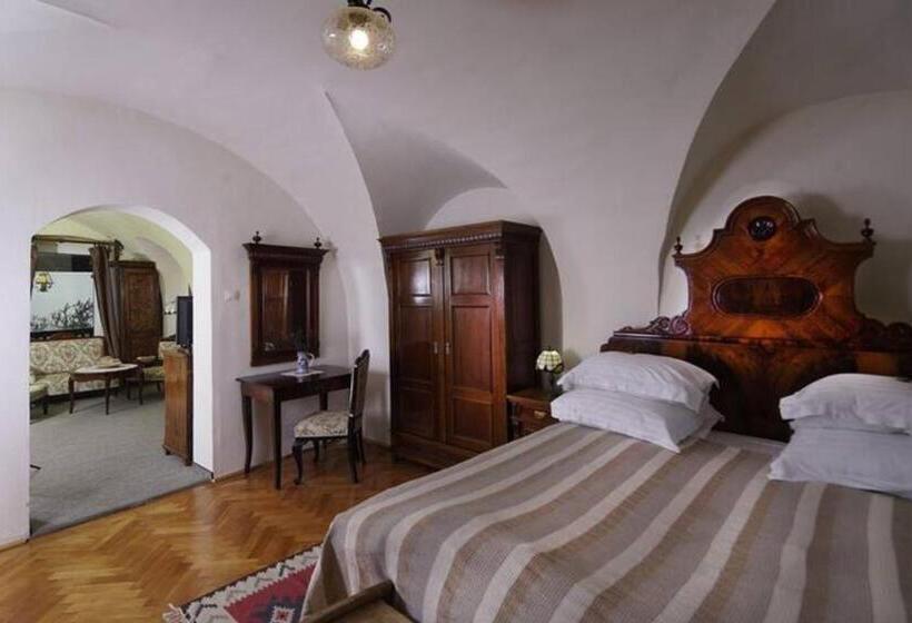 هتل Fronius Boutique Residence