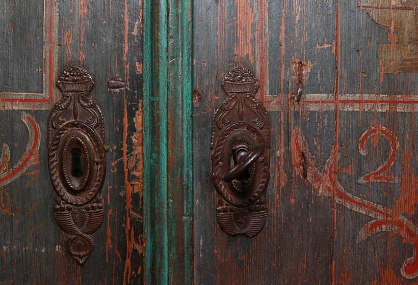 هتل Fronius Boutique Residence