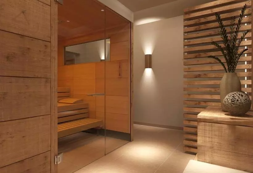 Hotelli Gasthof Pension Luger