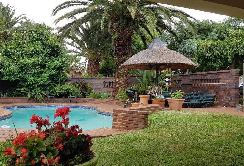 Hotel Homestead Lake Cottage