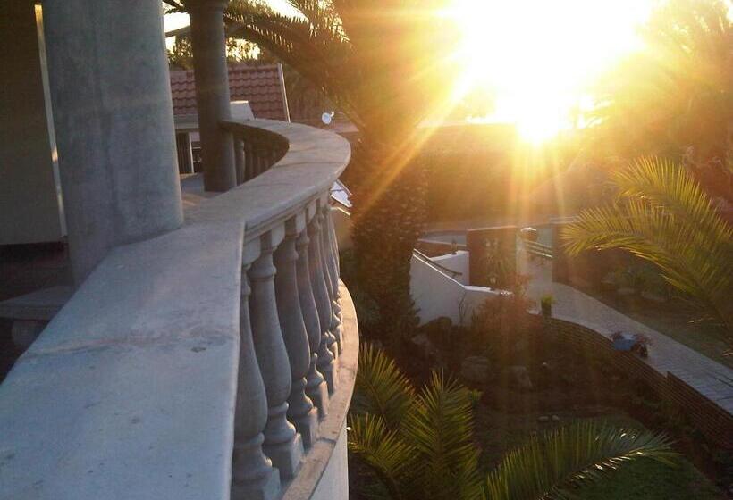 Hotel Homestead Lake Cottage