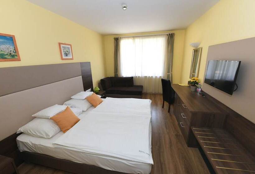 Jade Hotel Ezüsthíd