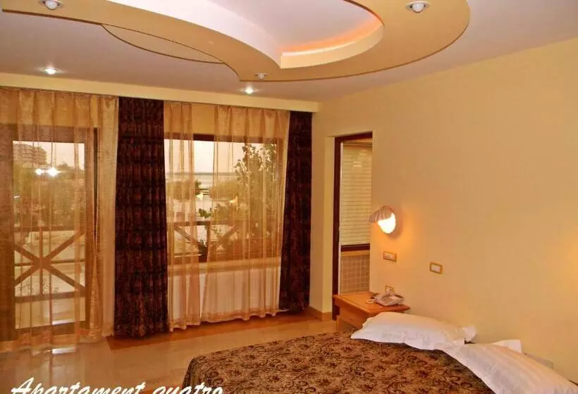 Hotel La Scoica Land