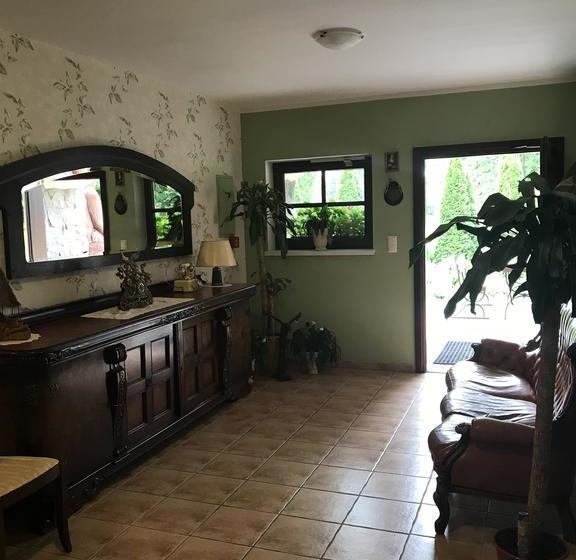 בית מלון כפרי Lisewski Dwór