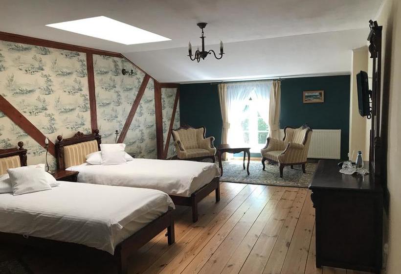 בית מלון כפרי Lisewski Dwór