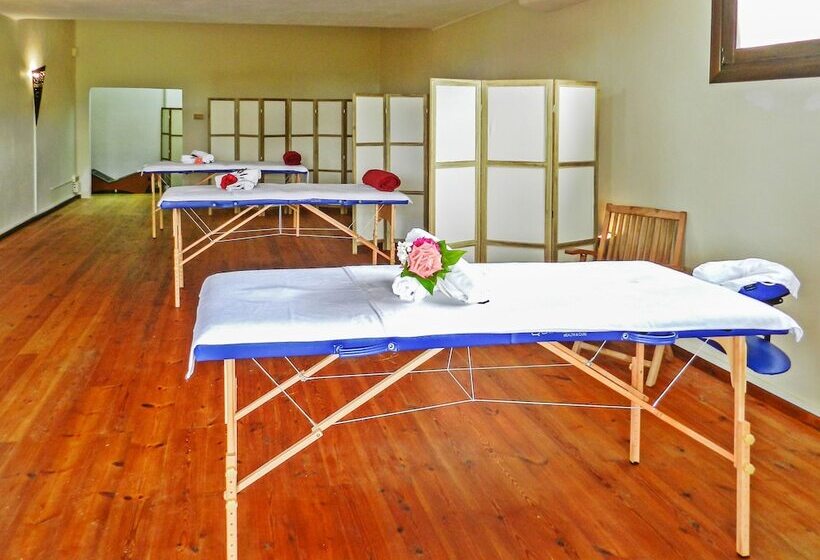 Отель Maravedí