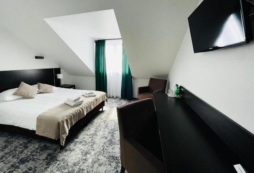 בית מלון כפרי Mużakowski