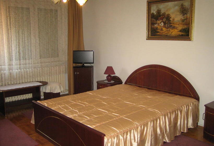 Отель Napsugár Panzió