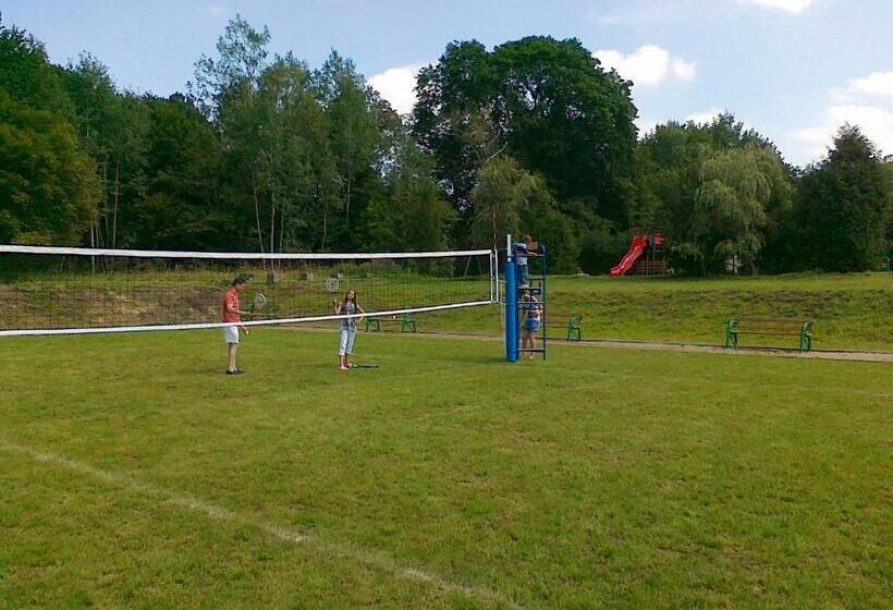 酒店 Pałac Myśliwski Orle Solutions