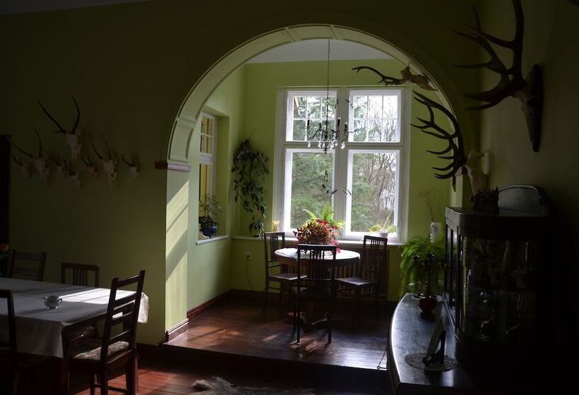 酒店 Pałac Myśliwski Orle Solutions