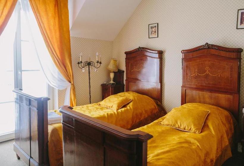 בית מלון כפרי Palac Zakow