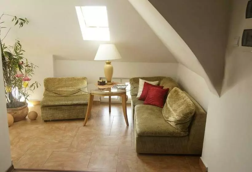 ホテル Pałacyk W Pakości
