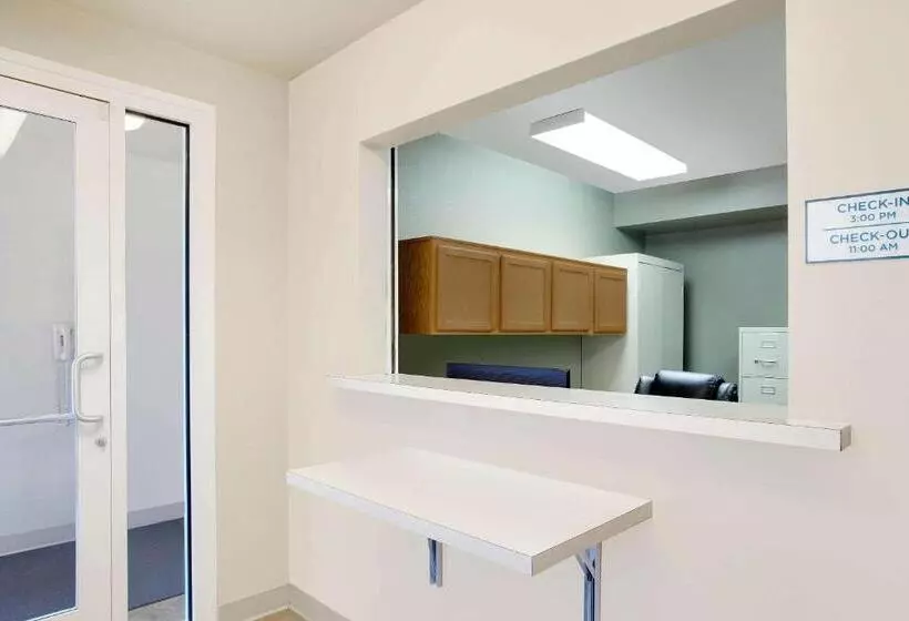 هتل Woodspring Suites Baton Rouge East I 12