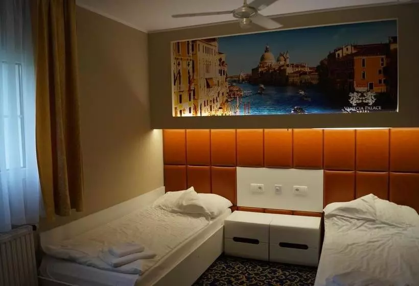 Hotelli Venecia Palace