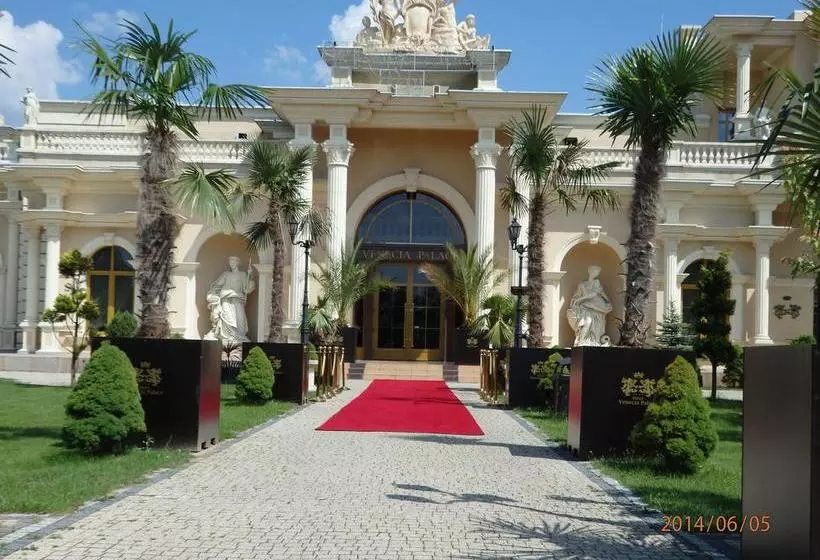 Hotelli Venecia Palace