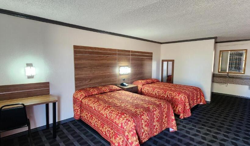 هتل Victorian Inn Midland