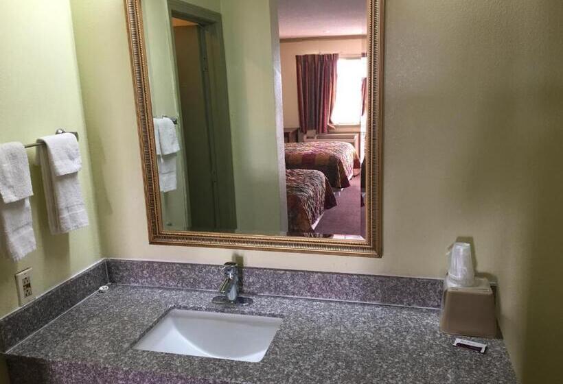 هتل Victorian Inn Midland