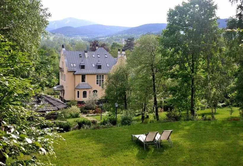 Hotelli Villa Elise Park Pension