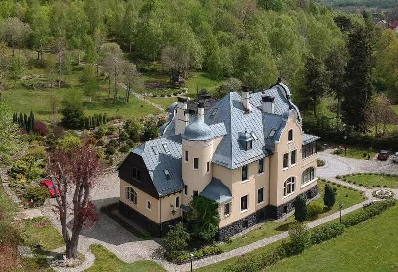 Hotelli Villa Elise Park Pension