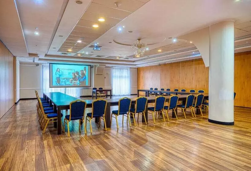 ホテル Villa Verde Congress & Spa