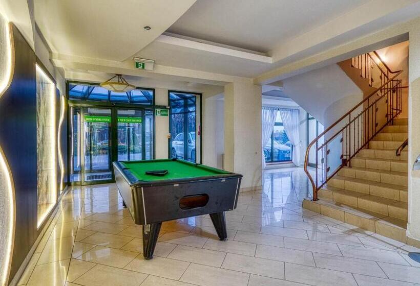 Отель Villa Verde Congress & Spa