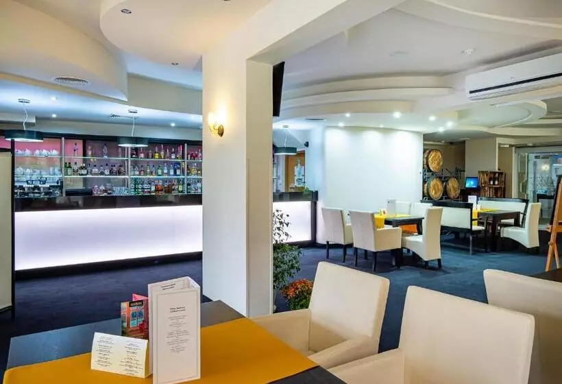 ホテル Villa Verde Congress & Spa