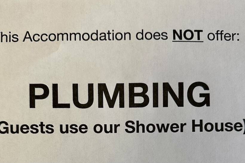 فندق Whitetail Creek Camping Resort