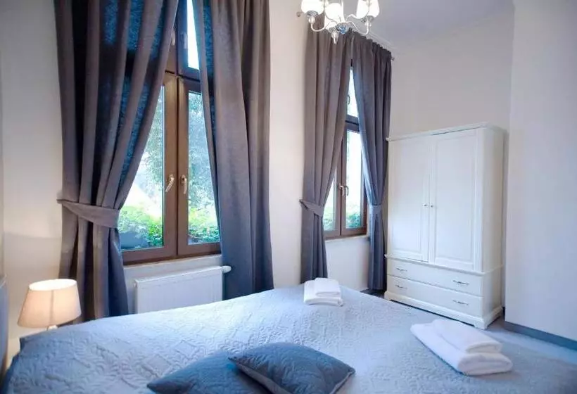 Hotelli Willa Puck