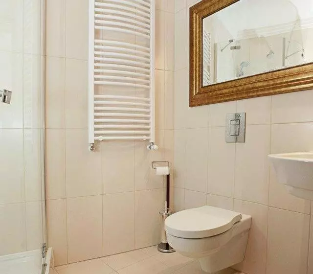 ホテル Wzgórze Toskanii Conferences & Restaurant