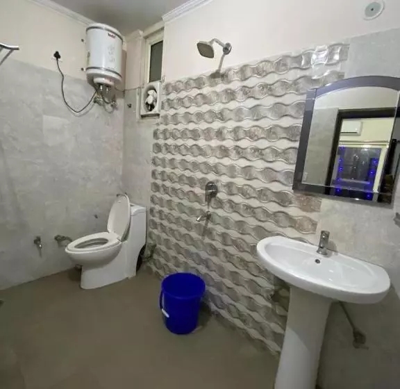 Hotelli Ananta Inn By Wb Inn